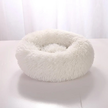 Lade das Bild in den Galerie-Viewer, PauliDream Tierbett – Ein Flauschiges Plätzchen zum Träumen
